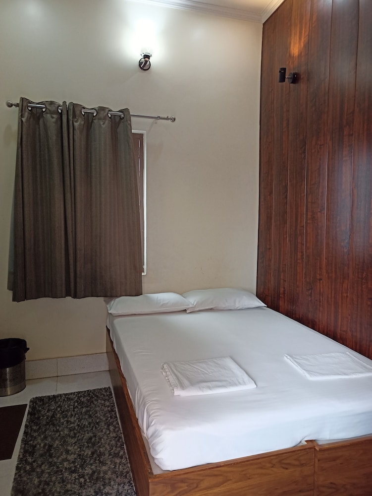 Hotel Alka 23/60