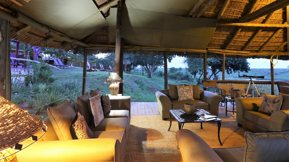 Crocodile Bridge Safari Lodge 18/50