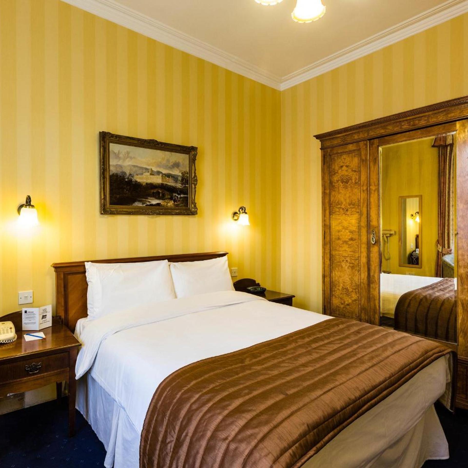 Room at Best Western Swiss Cottage Hotel, LONDON