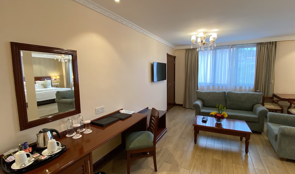 Sarova Woodlands Hotel Spa 36/50