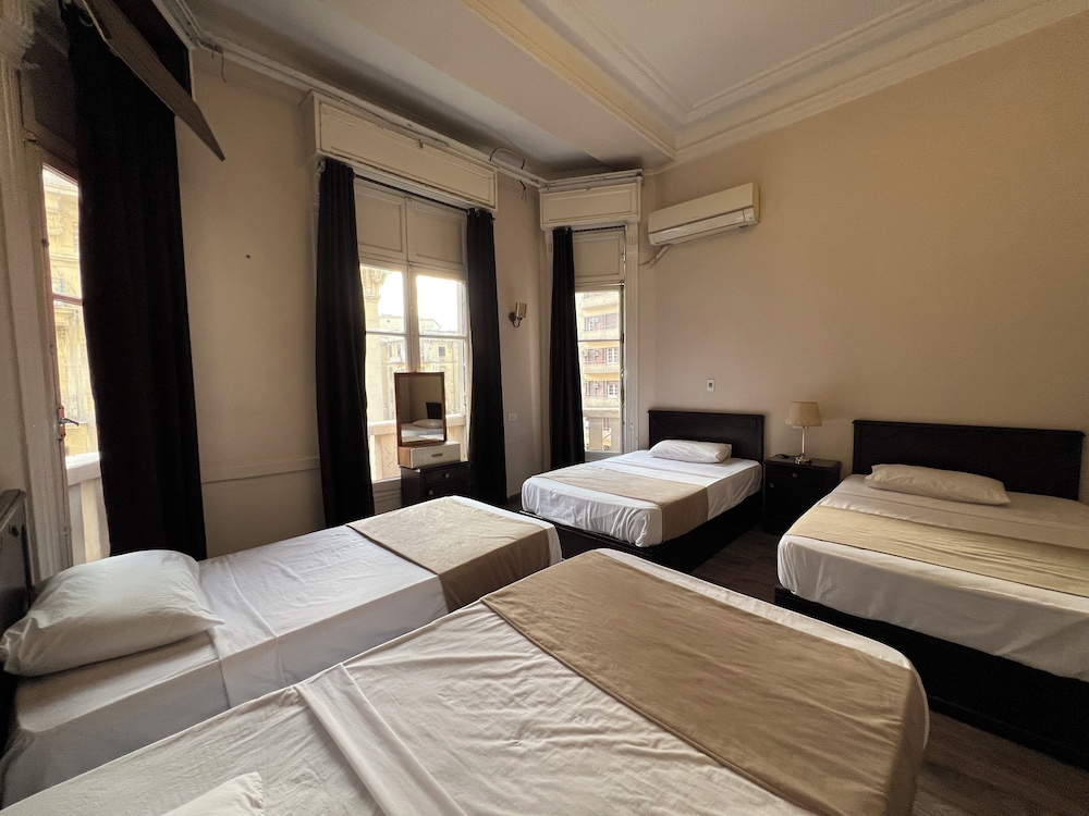 غرفة أساسية ثلاثية بثلاثة أسرّة، Traveler Apos S House Hotel 8/10