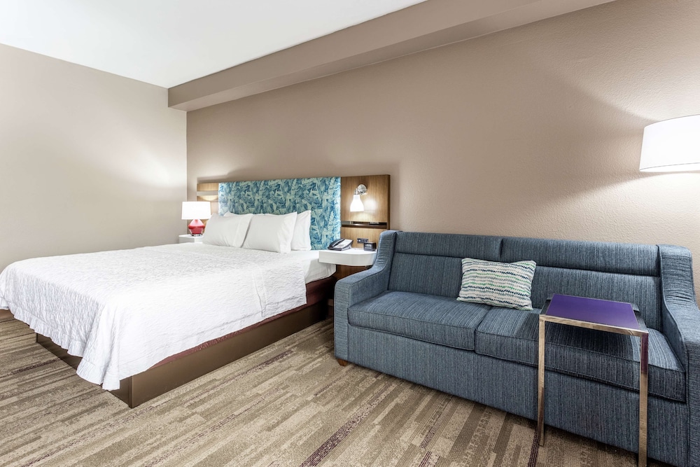 Hampton Inn Biloxi/Ocean Springs 15/24
