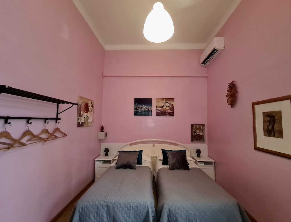 Panoramic, Town House, Queen Bed