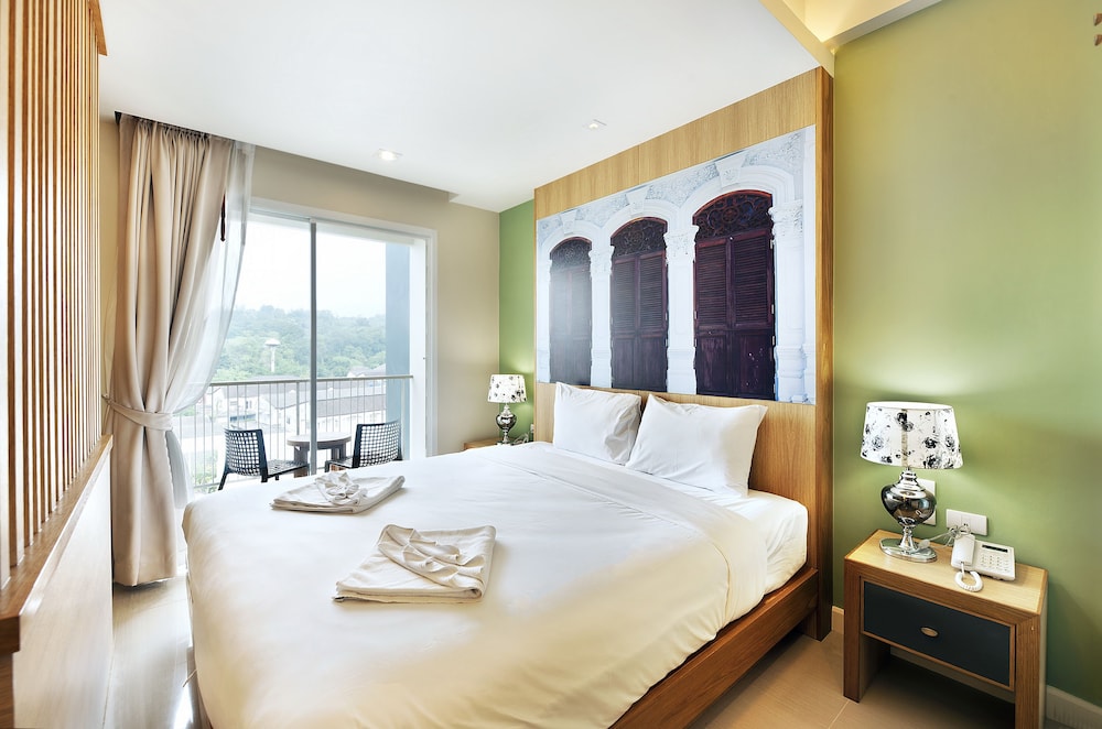Ratana Apart-Hotel at Rassada 21/68