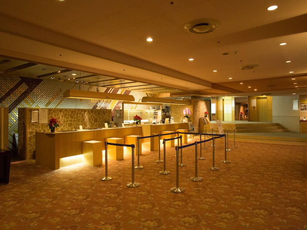 Atami New Fujiya Hotel 52/60