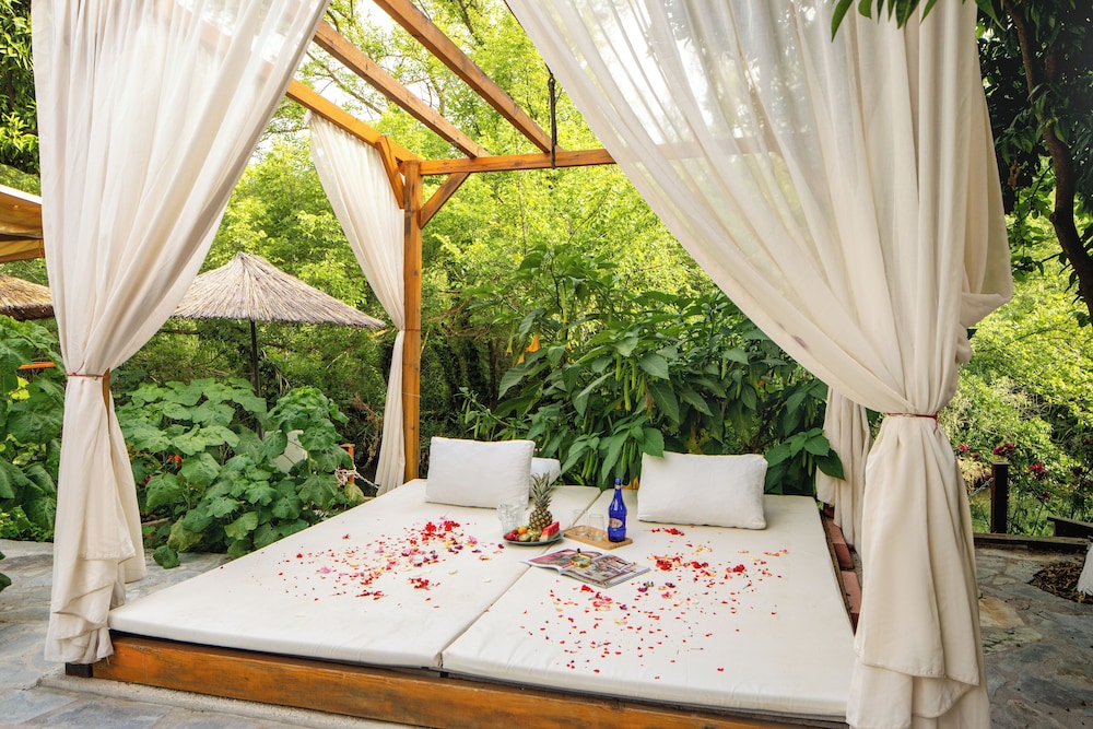Orange Garden Hotel Akyaka، مرماريس 16/50