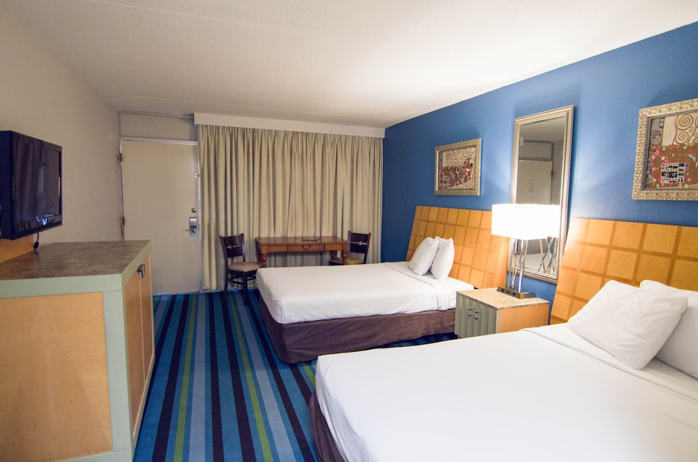 Ocean Inn 12/51