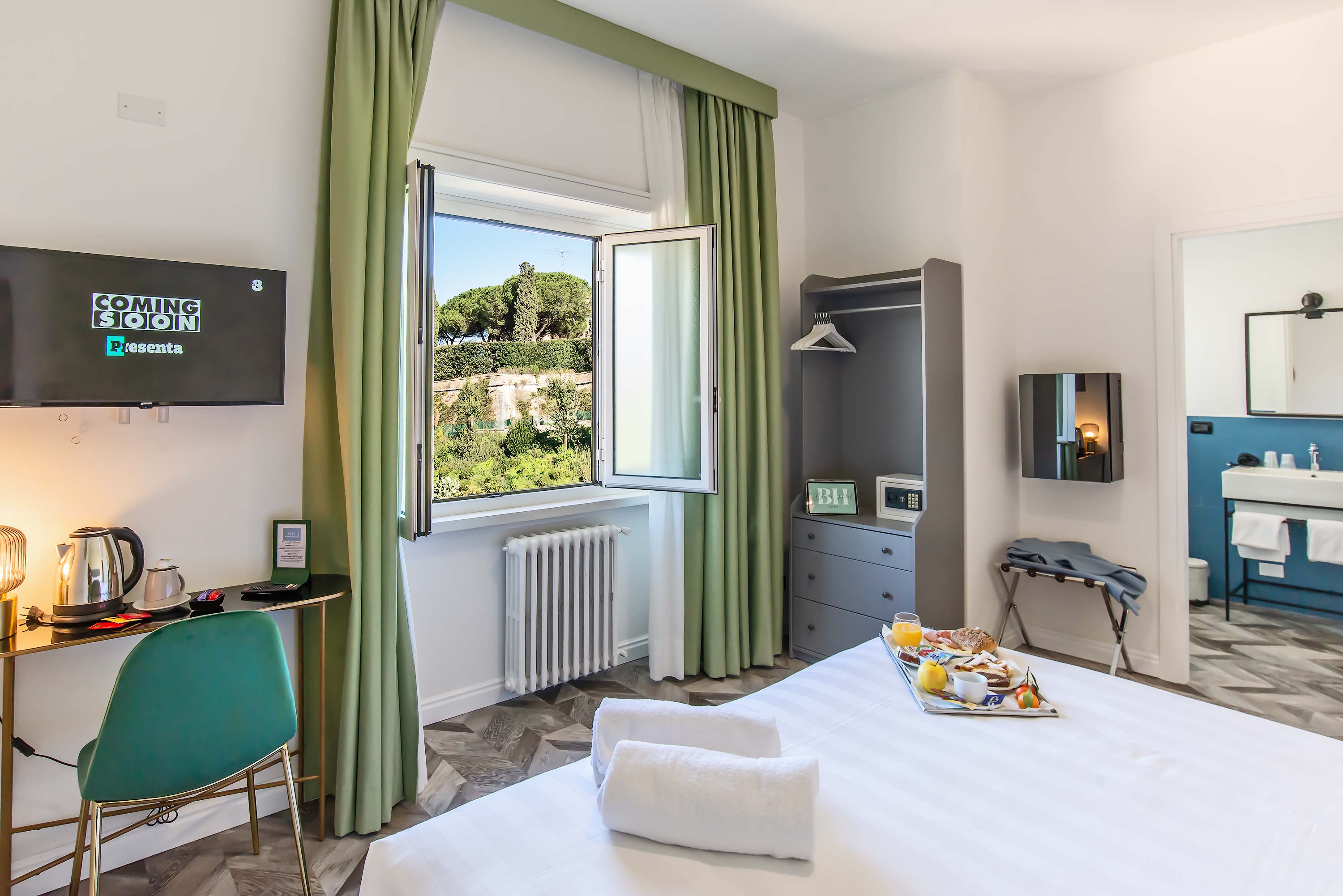غرفة سوبيريور بسرير مزدوج، Bloom Hotel Roma 2/5