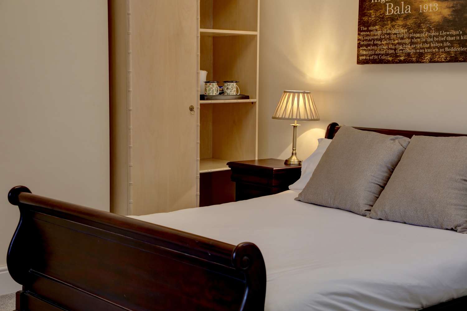 Suite, King Bed