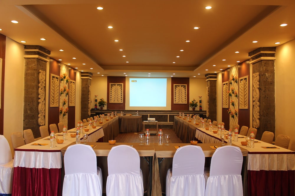 Clv Hotel Villa 40/49