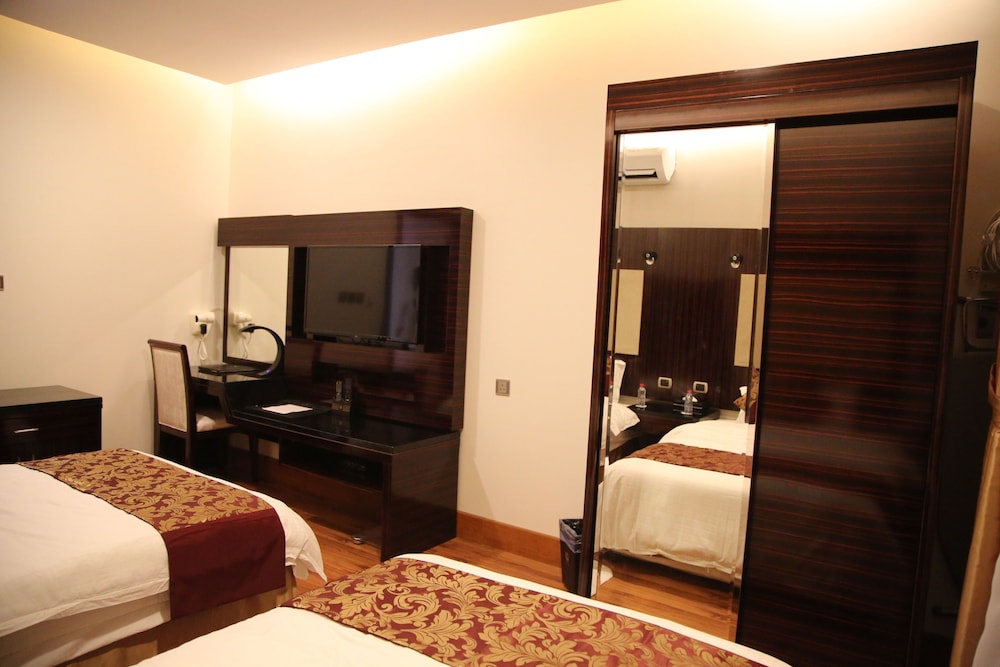 رؤوم ان الخفجي كورنيش(Raoum Inn Khafji Corniche) 12/50
