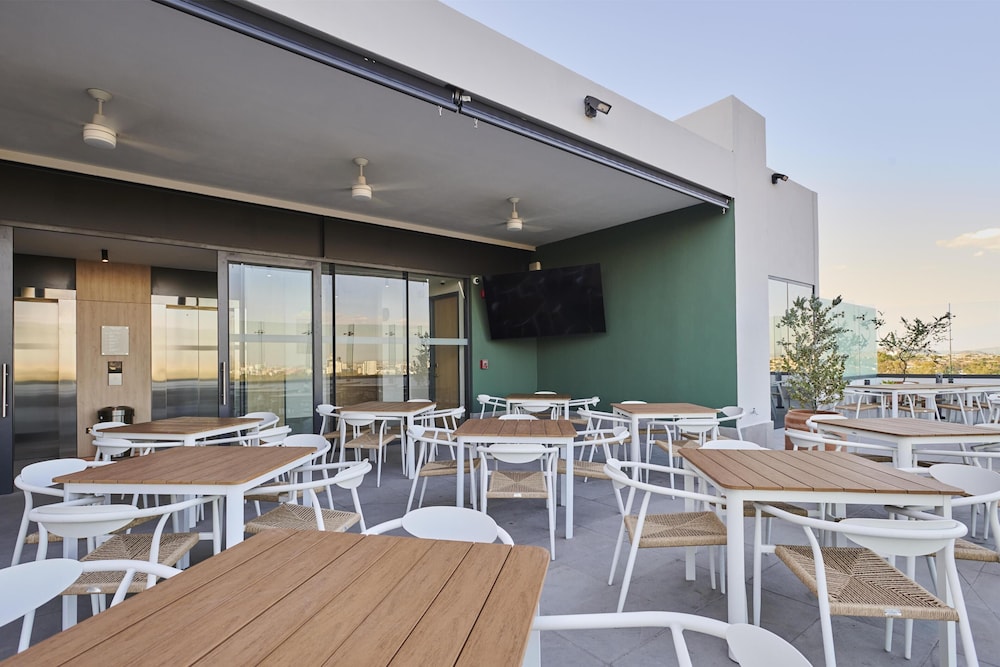 WorldHotels Guadalajara Zona Andares 55/62