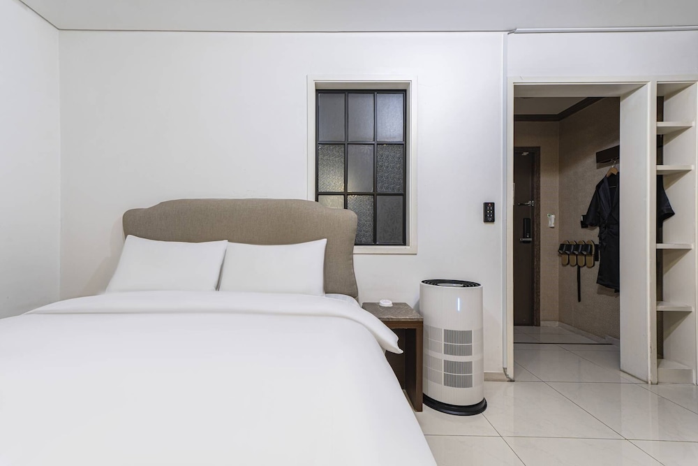 Ciel hotel 15/84