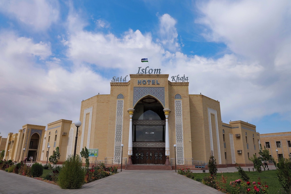 Said Islom Khoja 4/25