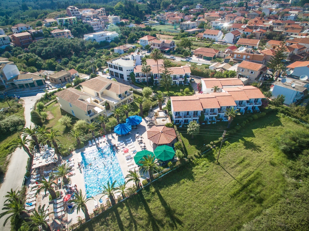 Morfeas Hotel 31/43