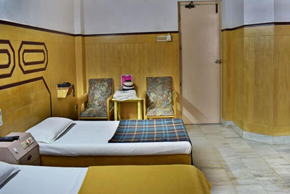Hotel Ramakrishna 22/32