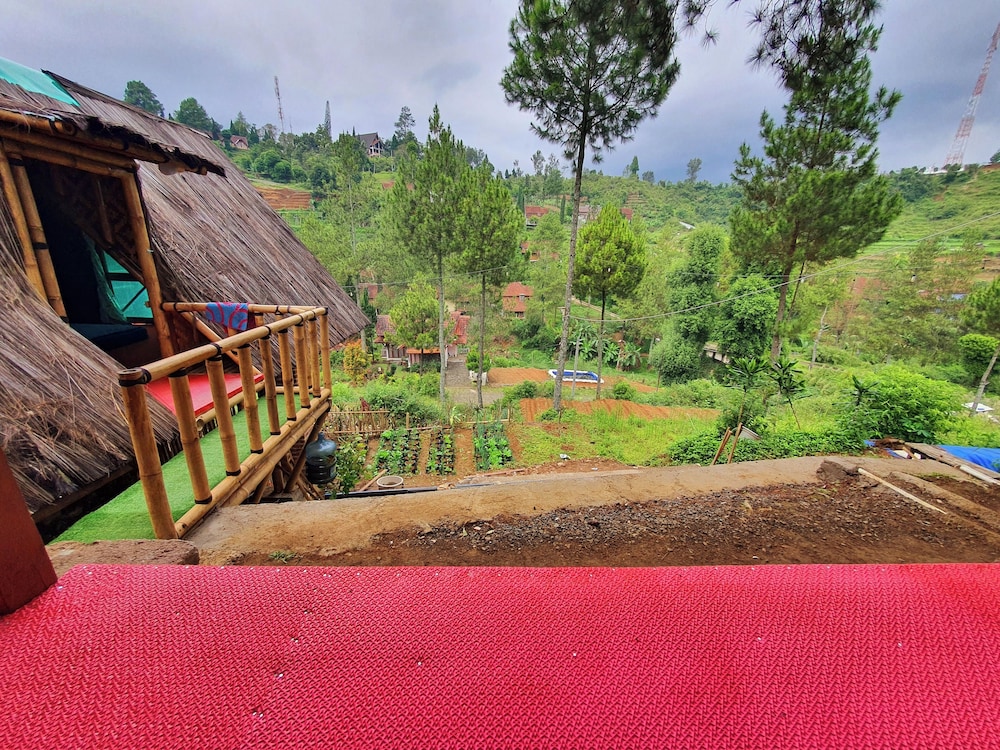Ciwidey Jungle Villa 49/50