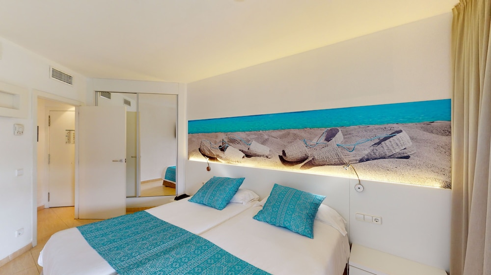 Tropic Garden Hotel & Apartments 34/73
