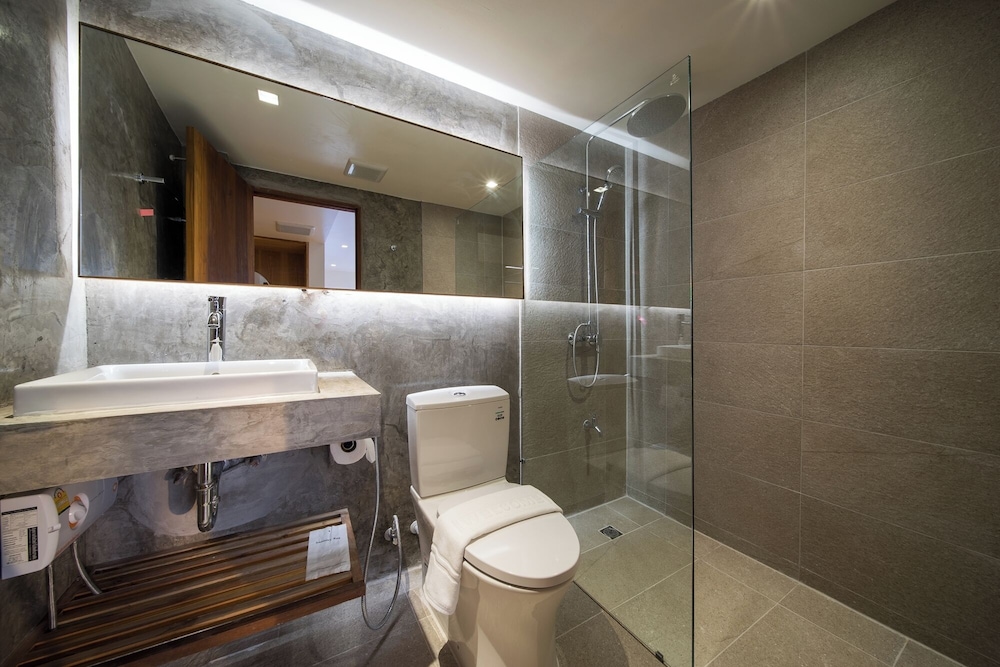 Nuan Boutique Hotel 60/63