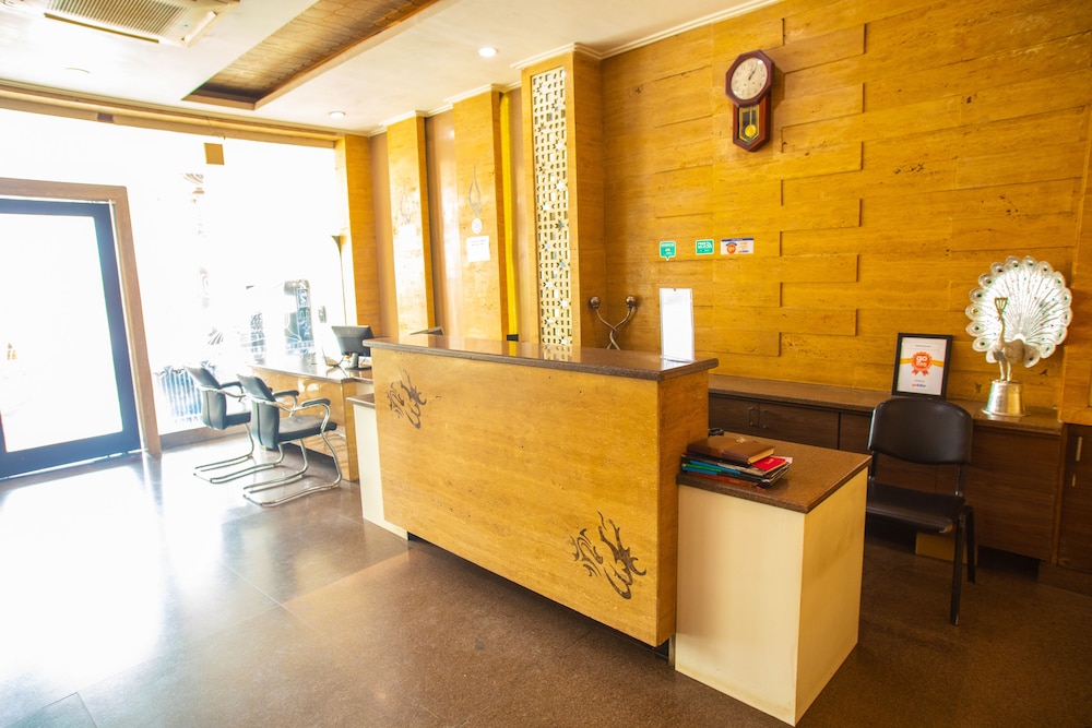 Hotel Simran 8/43