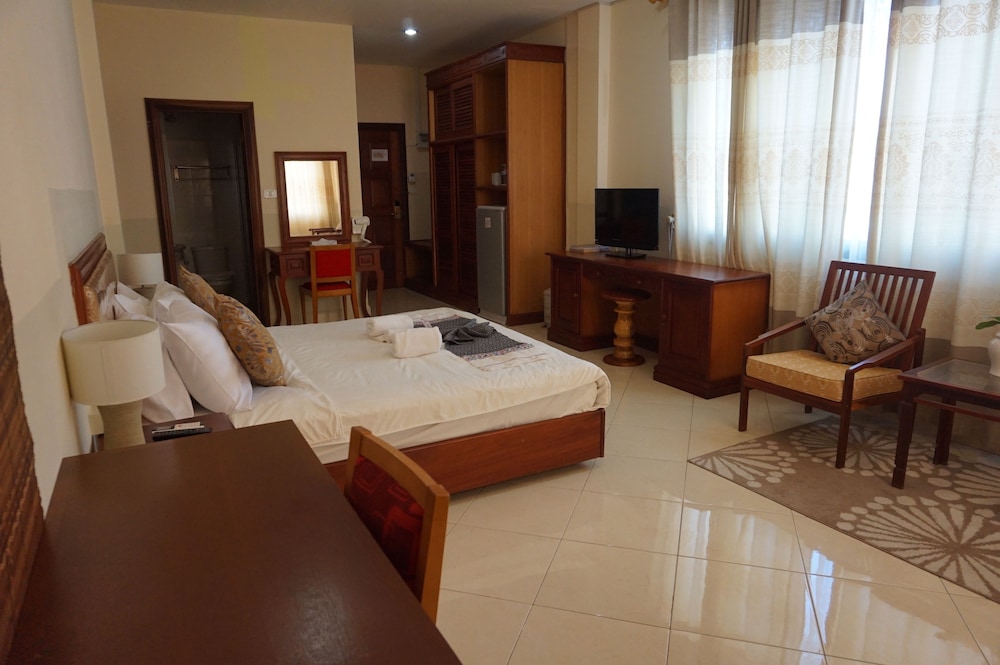 New Rose Boutique Hotel 35/66