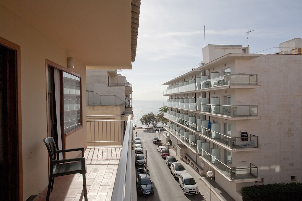 Bona Vista Hostal 2/15