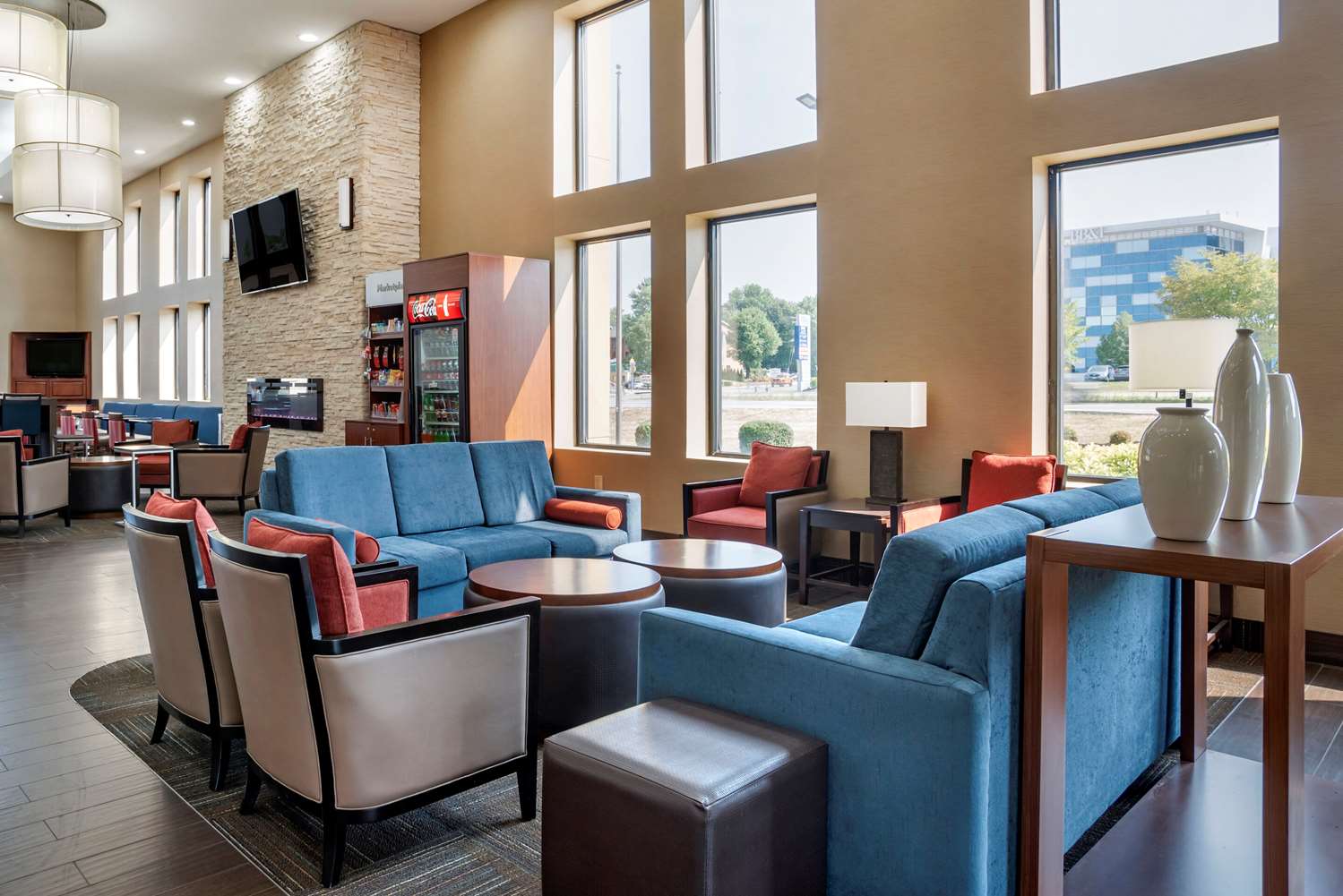 Comfort Suites Hagerstown Southeast 23/39