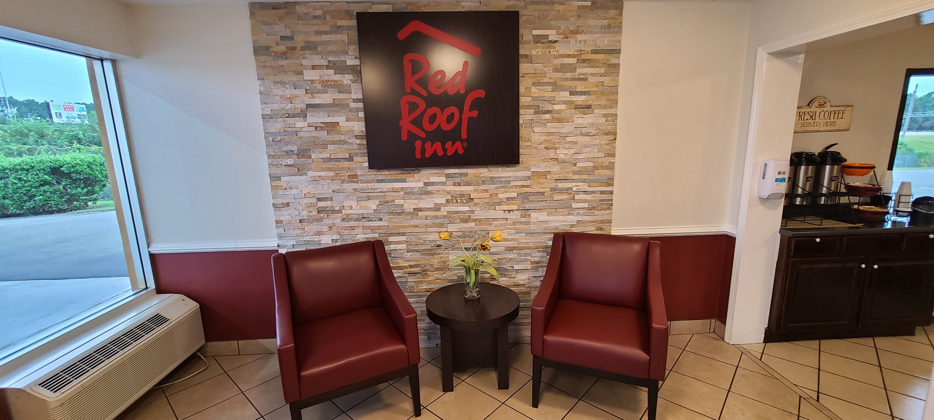 Econo Lodge Tifton 13/19