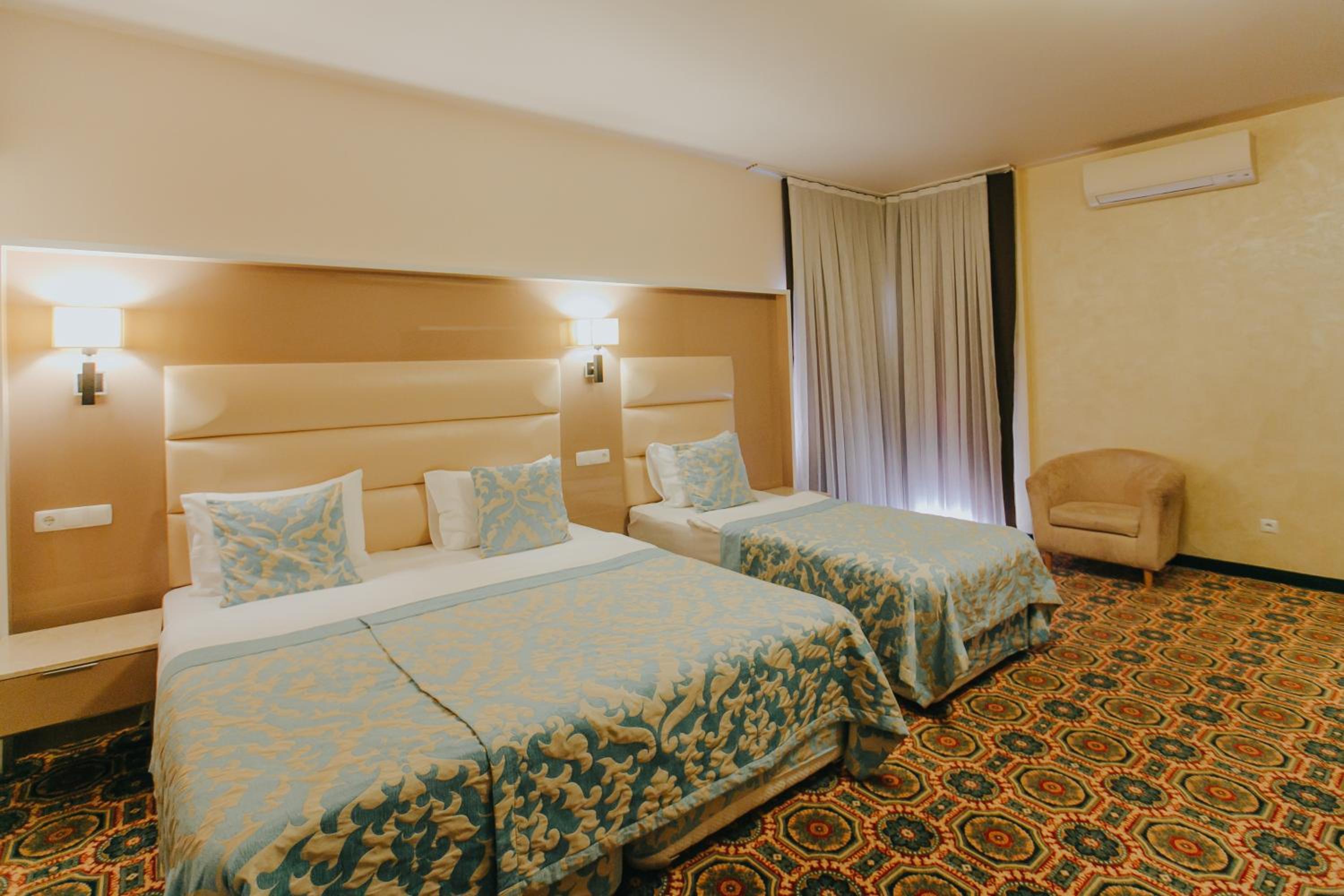HOTEL ROMANITA 18/56