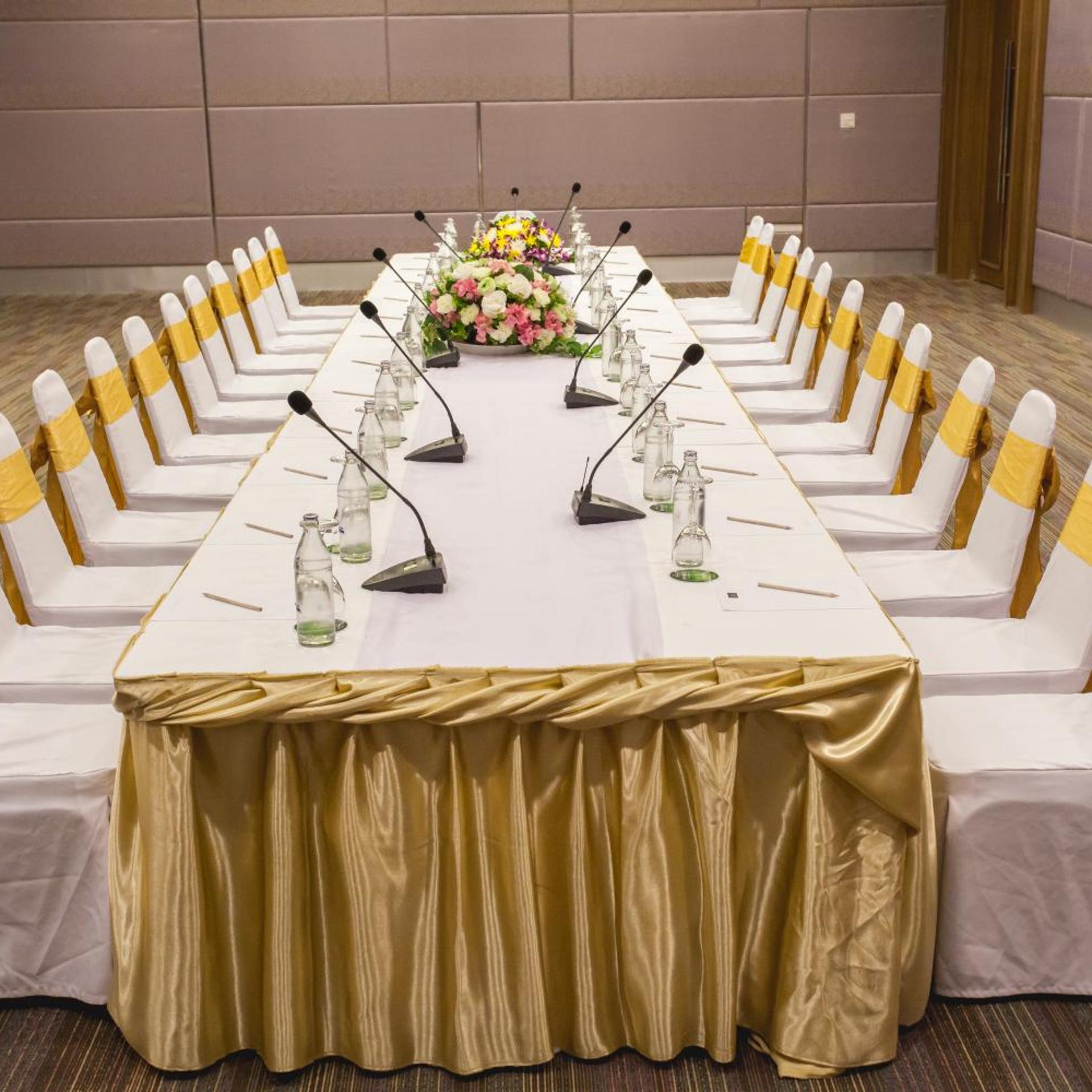 Royal Nakhara Hotel Nongkhai 37/50