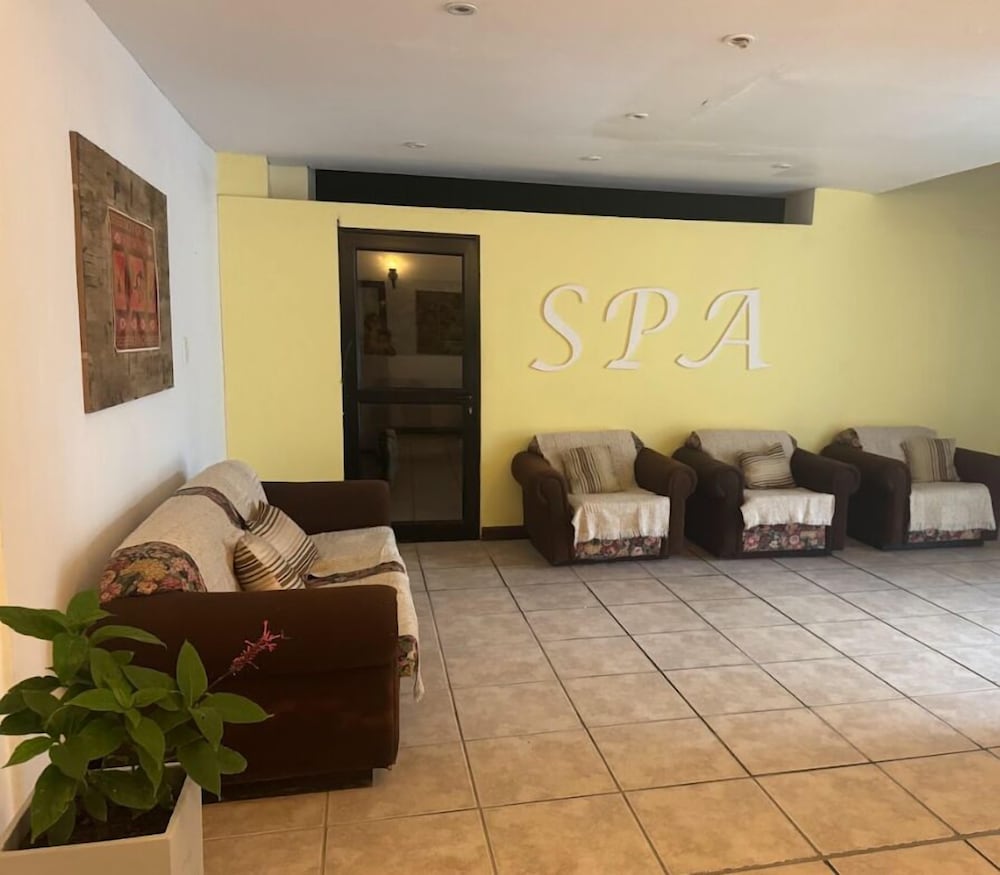 Grand Hotel Termas de Rio Hondo By Hs 36/46