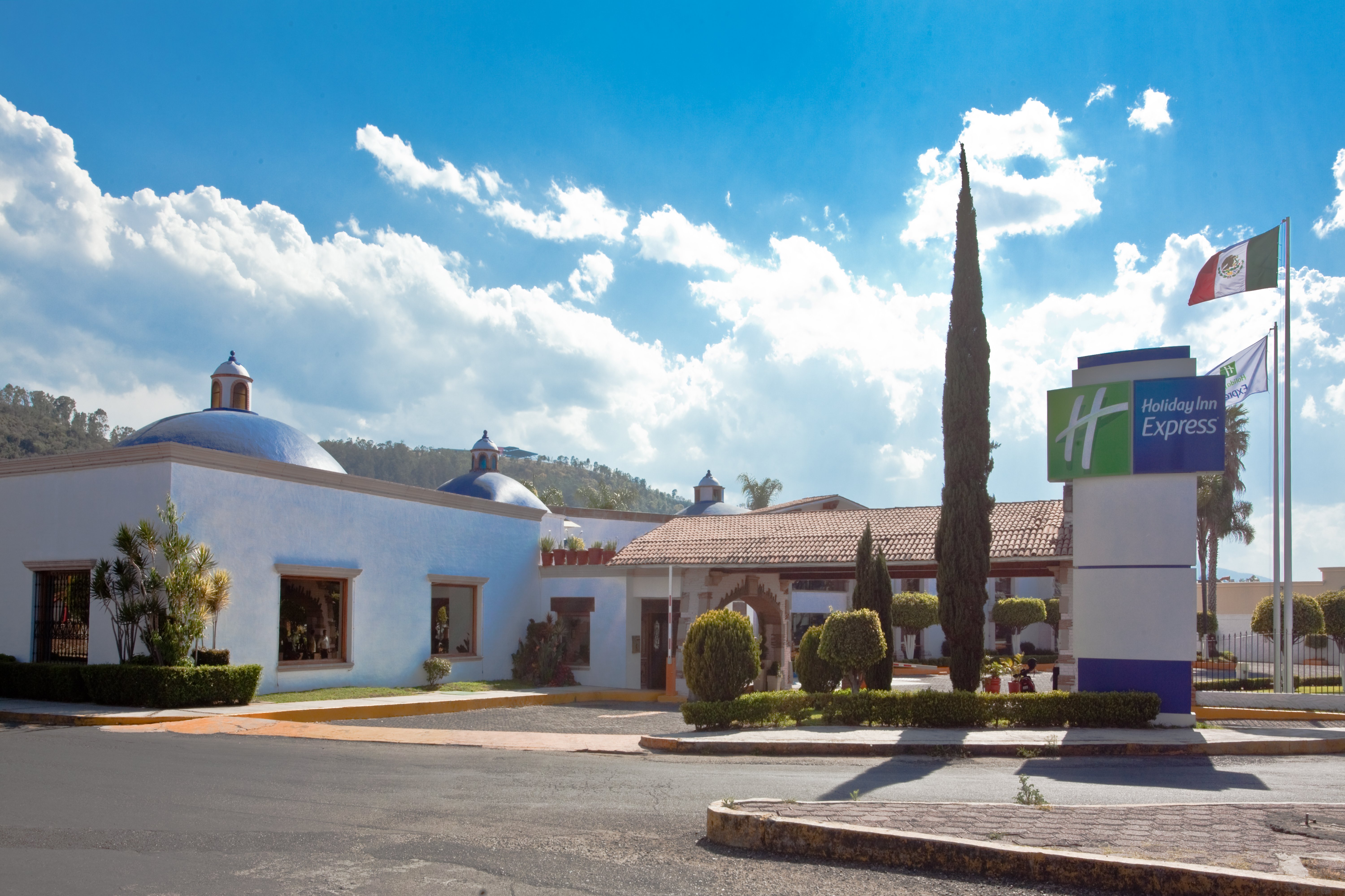 Holiday Inn Express - Morelia 74/76