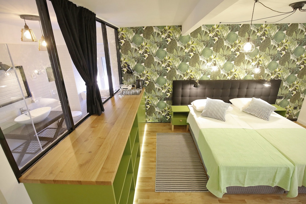 Central Apartments - Integrated Hotel 24/67