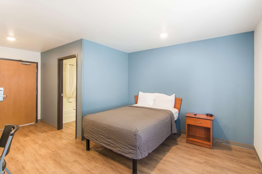 Extended Stay America Select Suites Fort Walton Beach 19/50