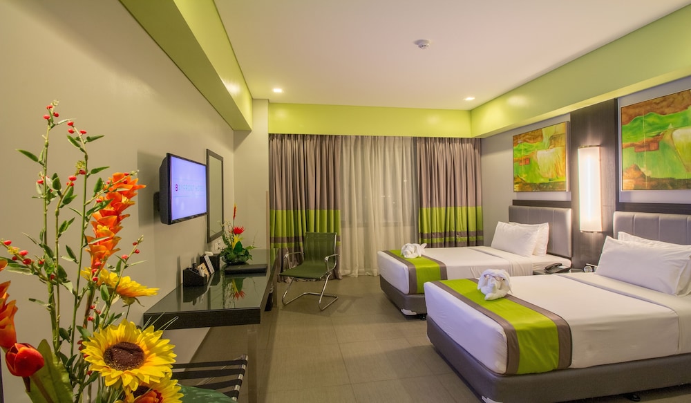 Bayfront Hotel Cebu - North Reclamation 33/67
