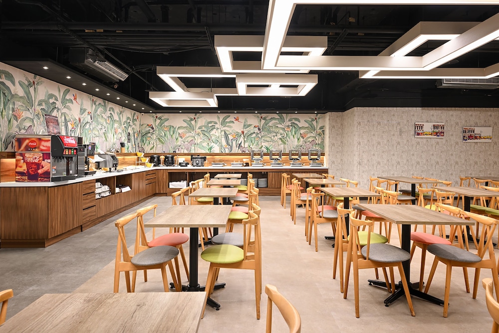 Le Room Hotel Taoyuan 58/69