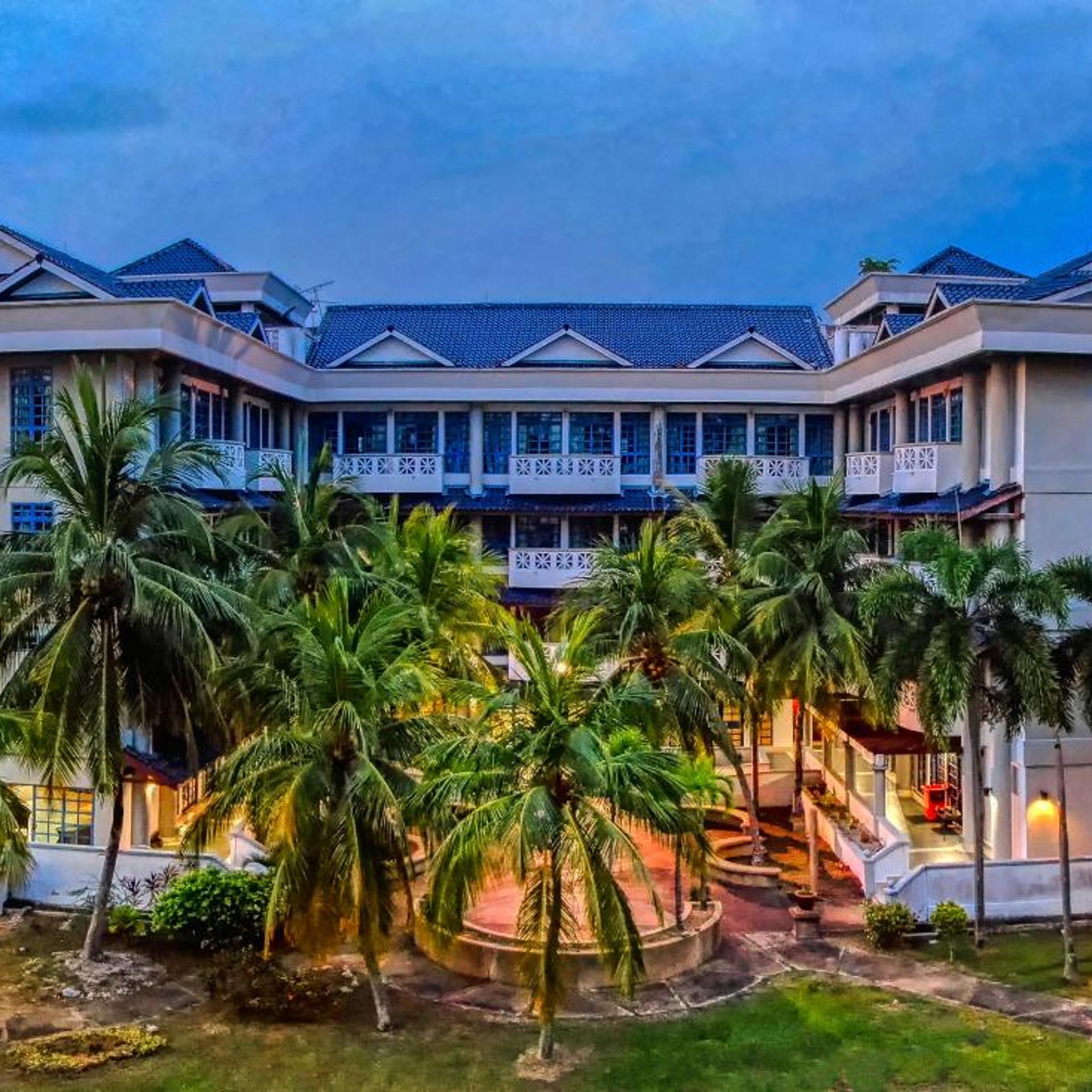 Long Sands Port Dickson 2/19