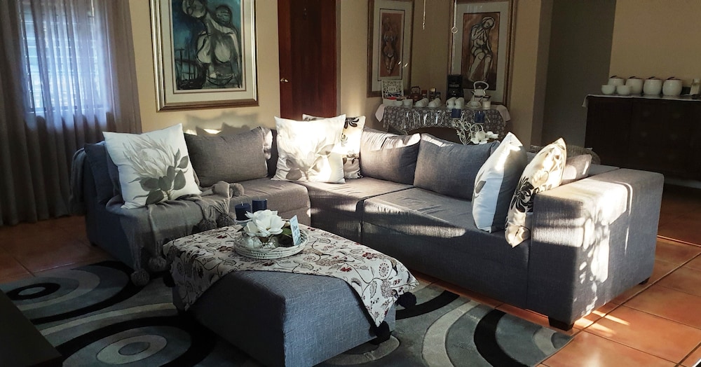 Buya Futhi Bed &amp; Breakfast 22/38