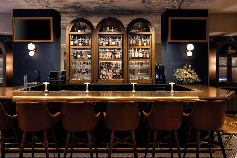 The Talbott Hotel 49/65