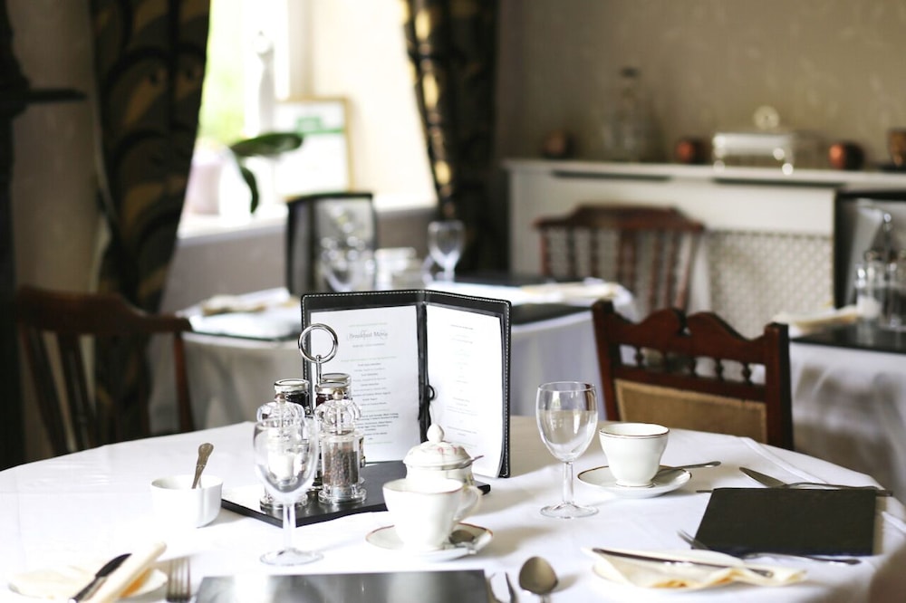 Afon Rhaiadr Country House 33/50