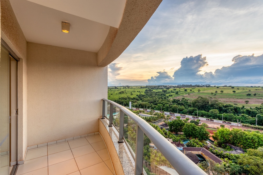 Wyndham Olimpia Royal Hotel 3/50
