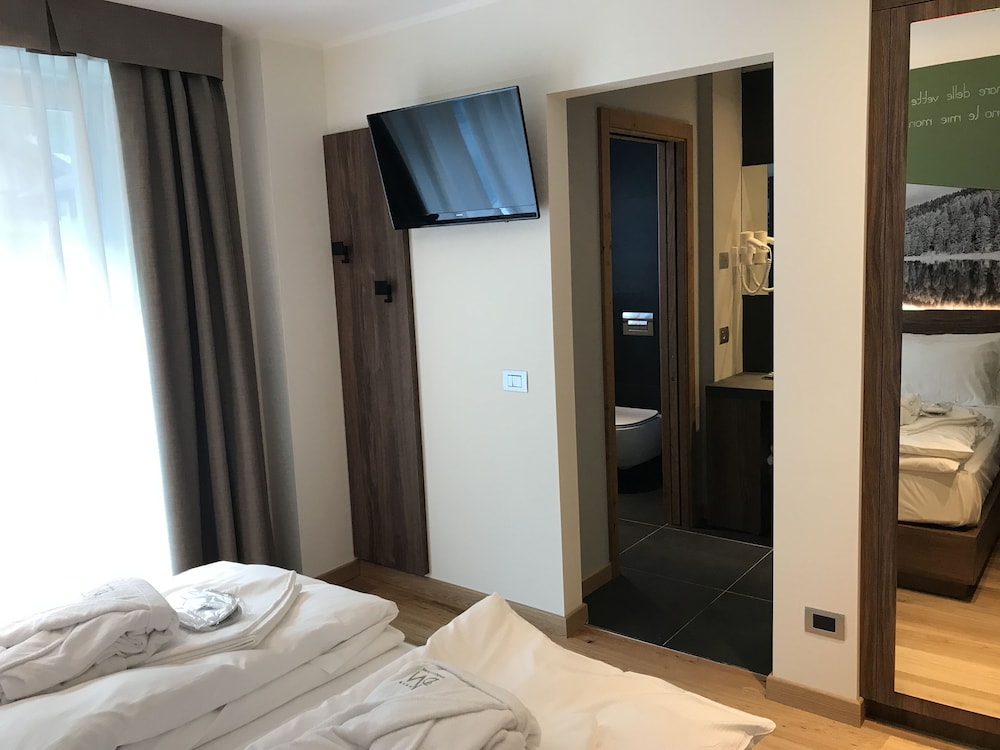 Dolomeet Boutique Hotel 12/50