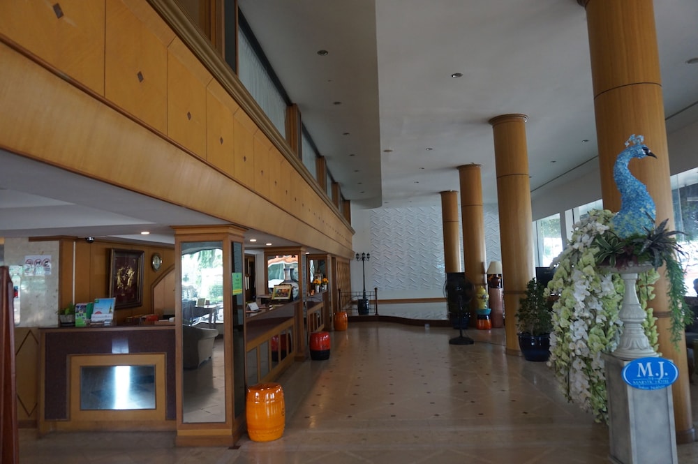 The Majestic Sakon Nakhon 7/100