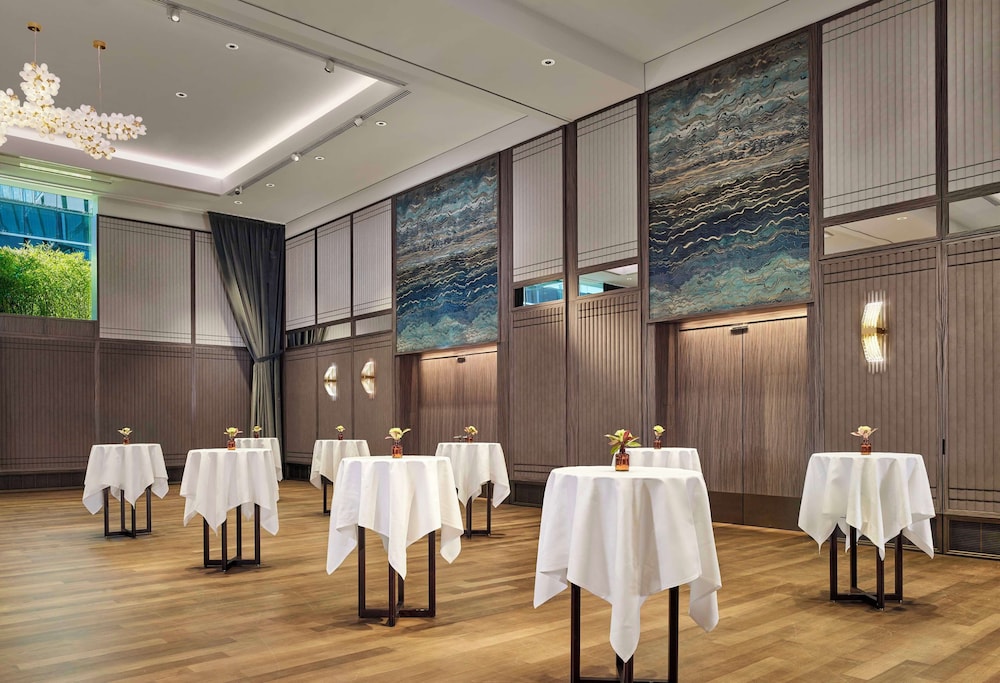 PARK HYATT ZURICH 35/80