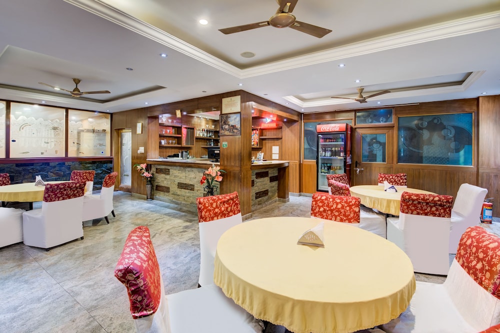 Park Inn & Suites by Radisson Bengaluru Yelahanka 49/50
