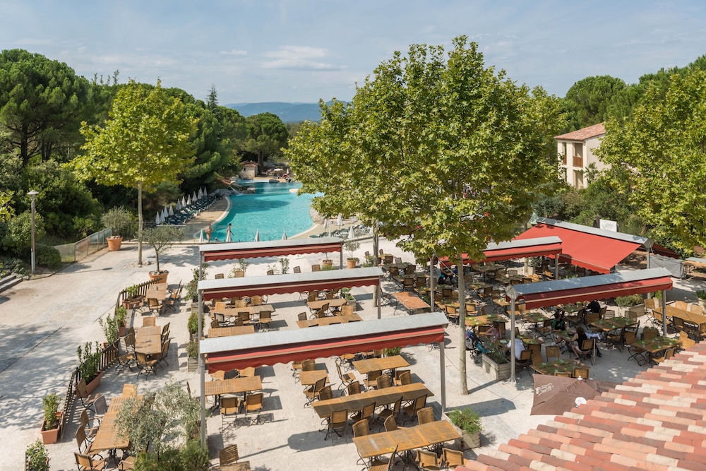 Village Pierre Vacances Le Rouret 2/50
