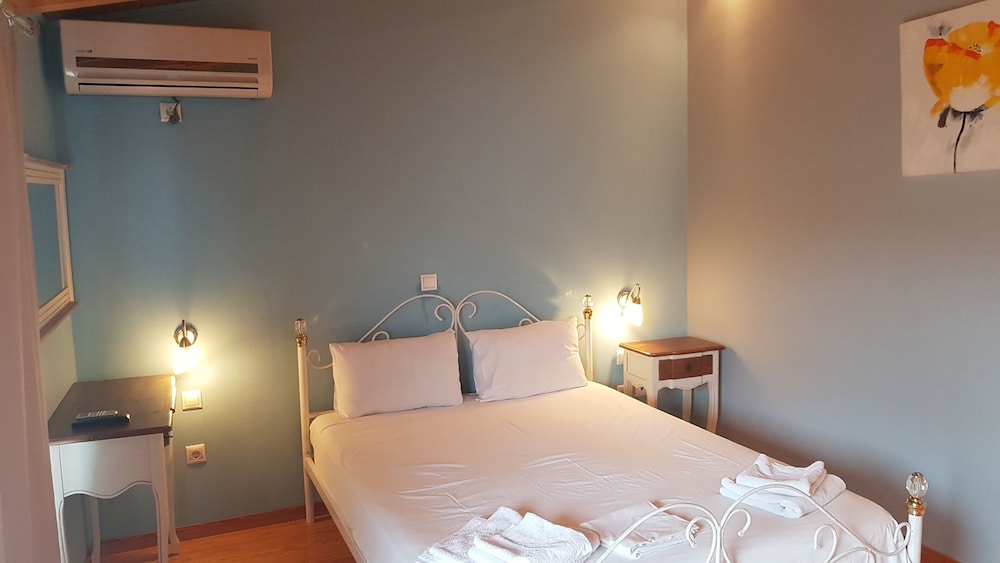 LEFKADA CENTER APARTMENTS 10/32