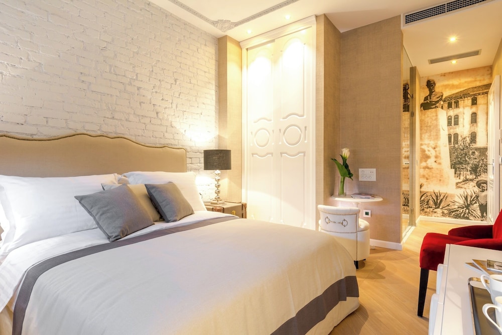 Procurator 7 Luxury Rooms 16/72