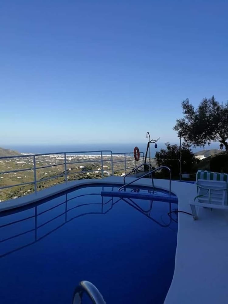 Hotel Rural Los Caracoles 28/72