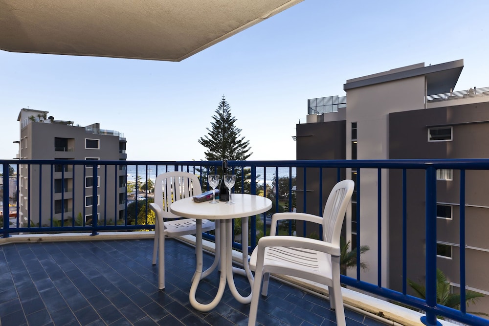 Surf Regency 59/72